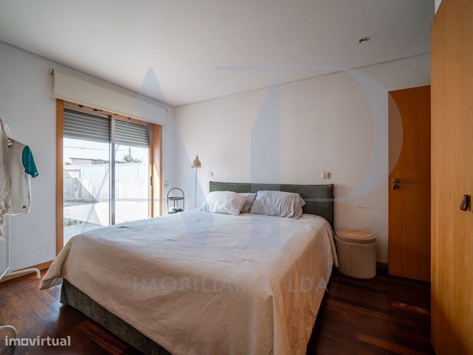 Apartamento T1 com Terraço em Fermentões