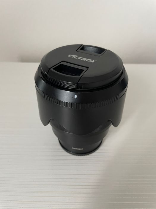 Viltrox 85mm f/1.8 lens for Sony E-mount perfect condition