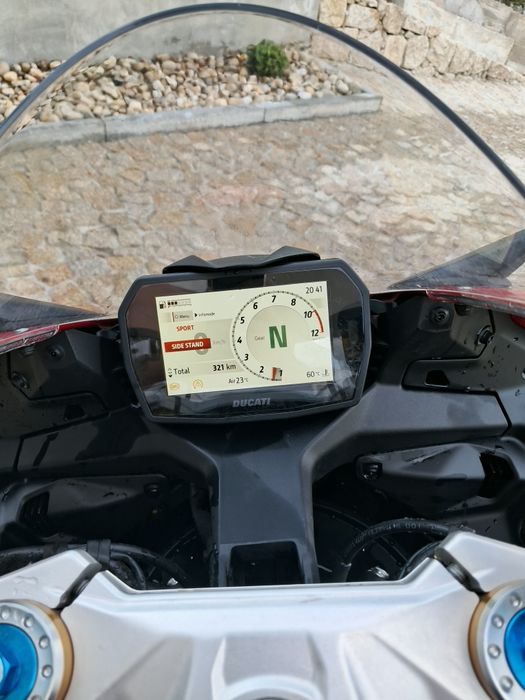 Ducati panigale v2s  2025 321km
