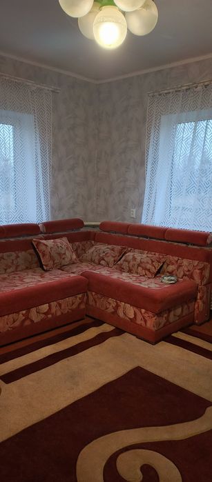 Здається будинок для військових