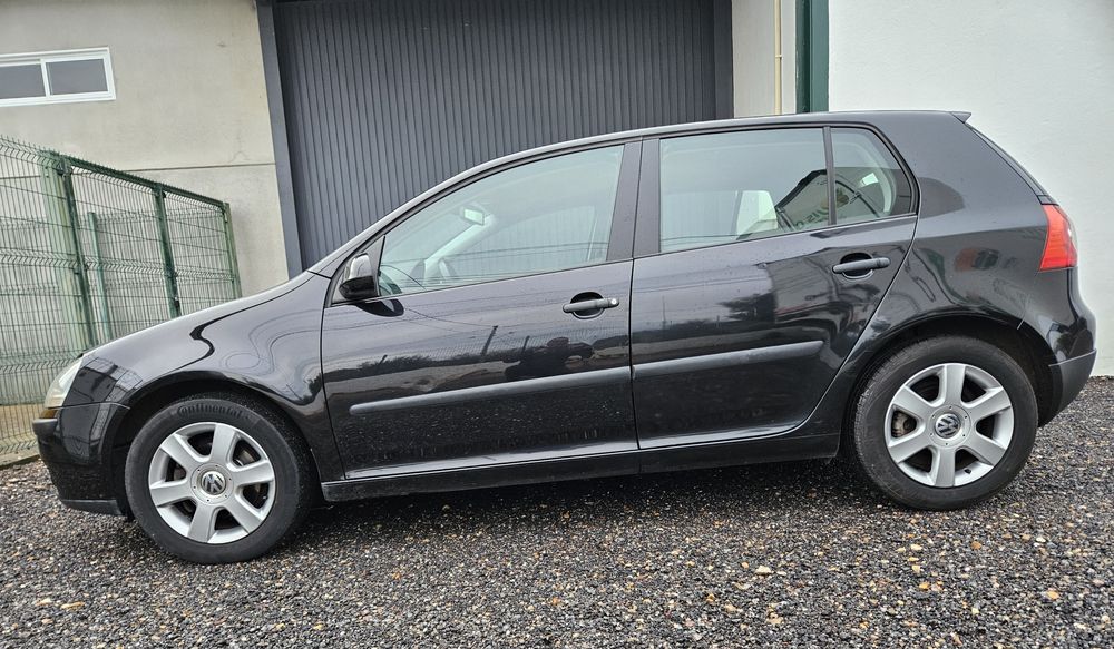 Vendo VW Golf 1.9 TDI ConfortLine