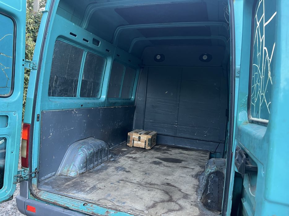 MERCEDES-BENZ Sprinter 208d