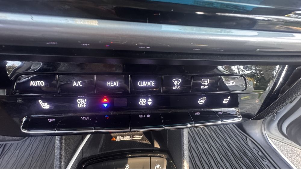 Продам Chevrolet Bolt EV  2023