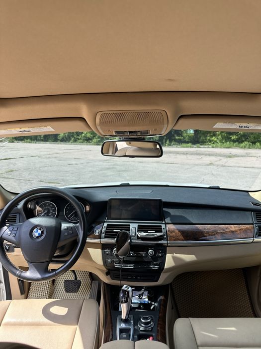 BMW X5 в гарному стані