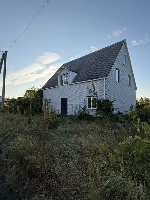 Продам будинок в місті Ржищеві