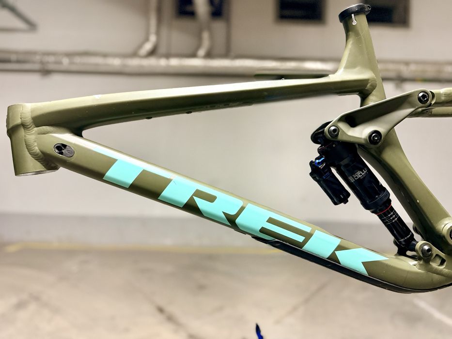 Rama Trek Remedy 8 z damperem M/L