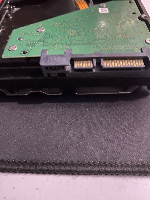 Жорсткий диск 6TB Seagate SkyHawk (ST6000VX001)