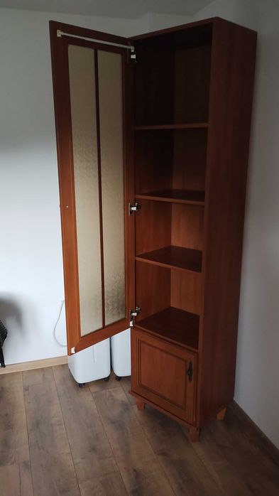 Witryna do salonu