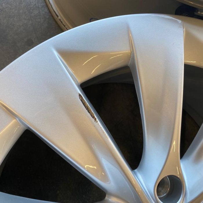 Alufelgi 20 Tesla X 5x120 Oryginalne Felgi Czujniki