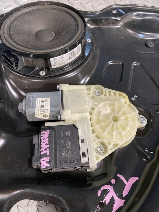 Motor elevador tras esquerdo passat B6