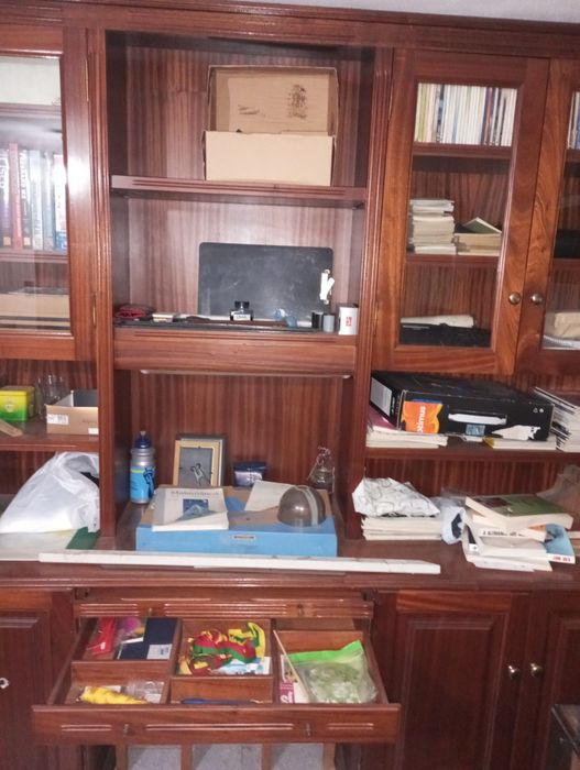 Secretária -estante em madeira de mogno