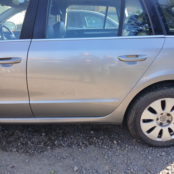 Drzwi lewy tył Skoda Superb II lf8h