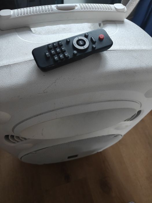 Głośnik partybox  poweraudio estradowy AUNA BT