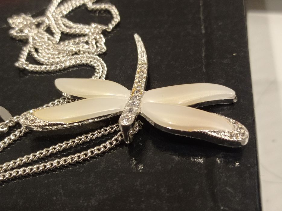 Naszyjnik "Avon"waszka