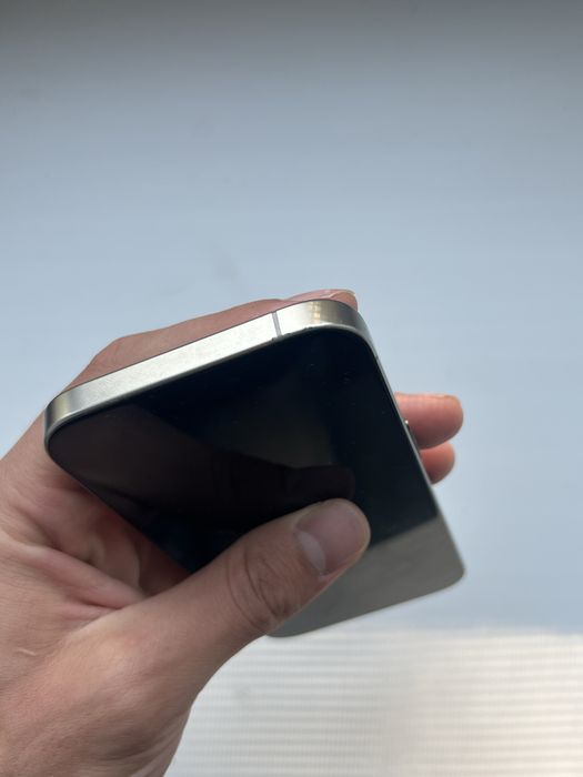Iphone 15 pro 128 gb•Айфон 15 про 128 гб.