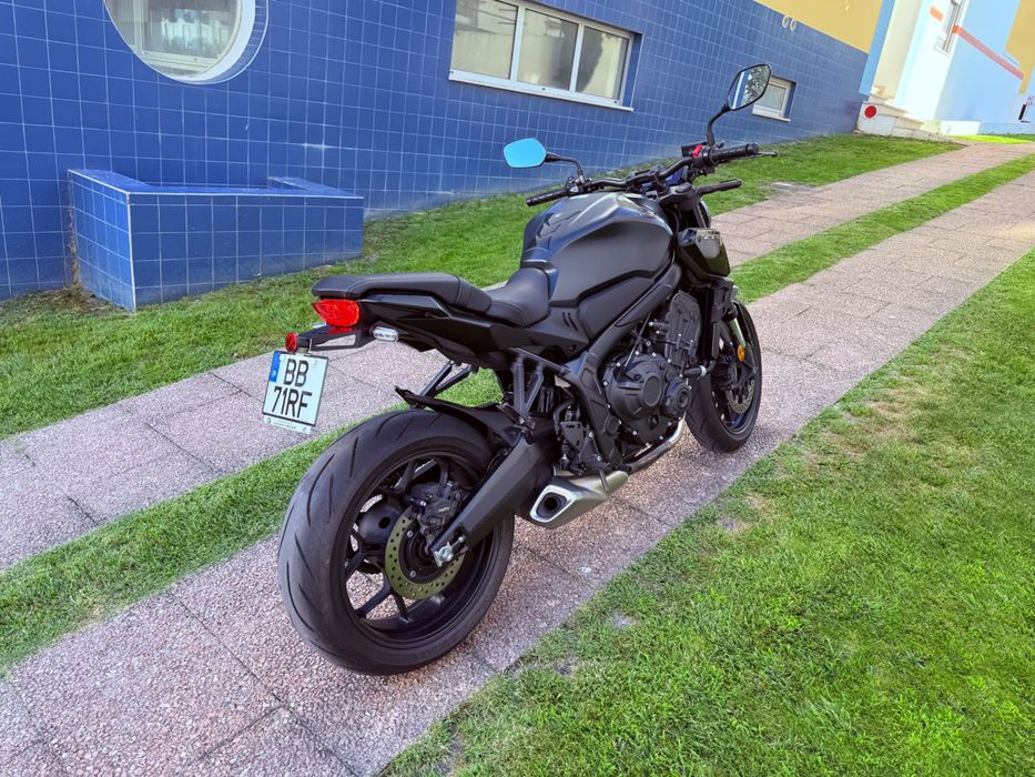 Honda CB 650 r Black Edition