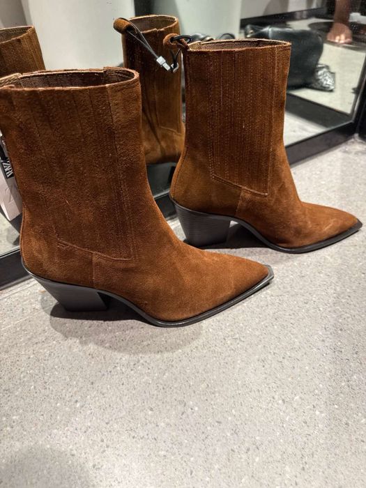 Казаки Zara замш