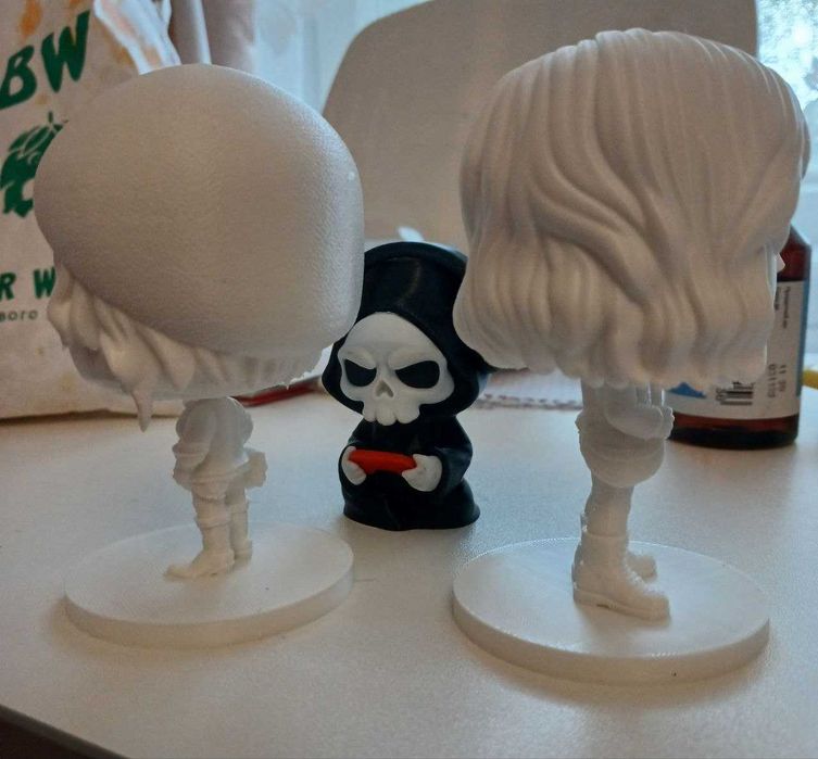 Фігурки Хлої Прайс та Макс Колфілд — Life is Strange під розкраску/в стилі Funko Pop/статуетка/ під розкраску