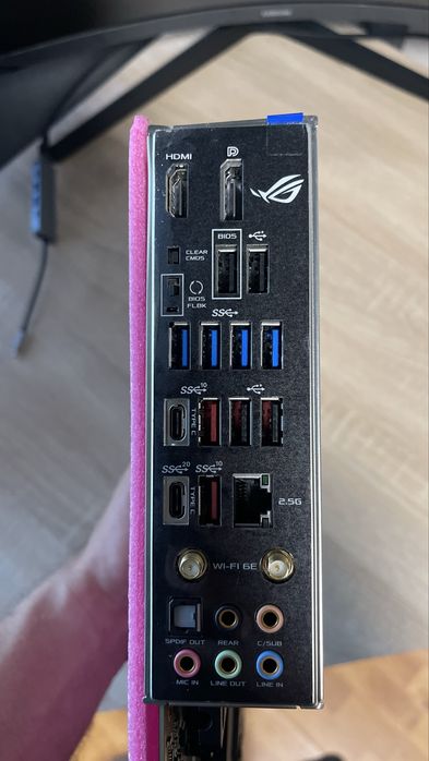 ASUS ROG Strix Z690-E Gaming Wi-Fi Материнська плата LGA 1700