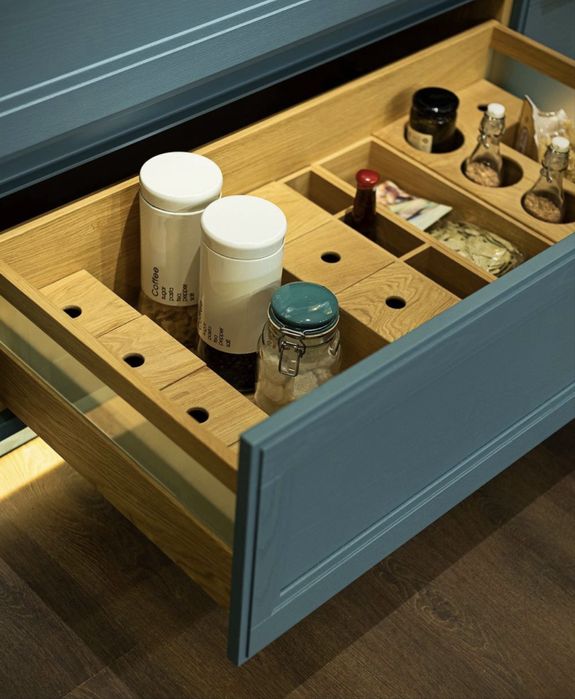 Квартира - Апартаменти ШИКАРНА  в Центрі Тц Україна Проспект Соборний