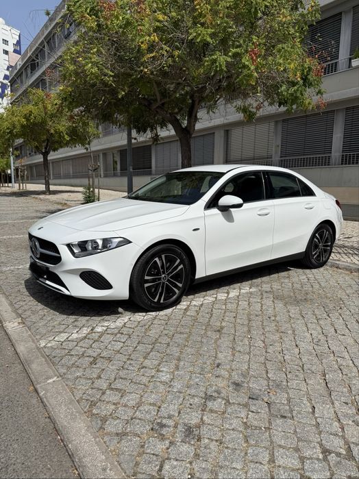 Mercedes-Benz A 250 e Limousine (2025) – Mercedes-Benz Factory Warranty