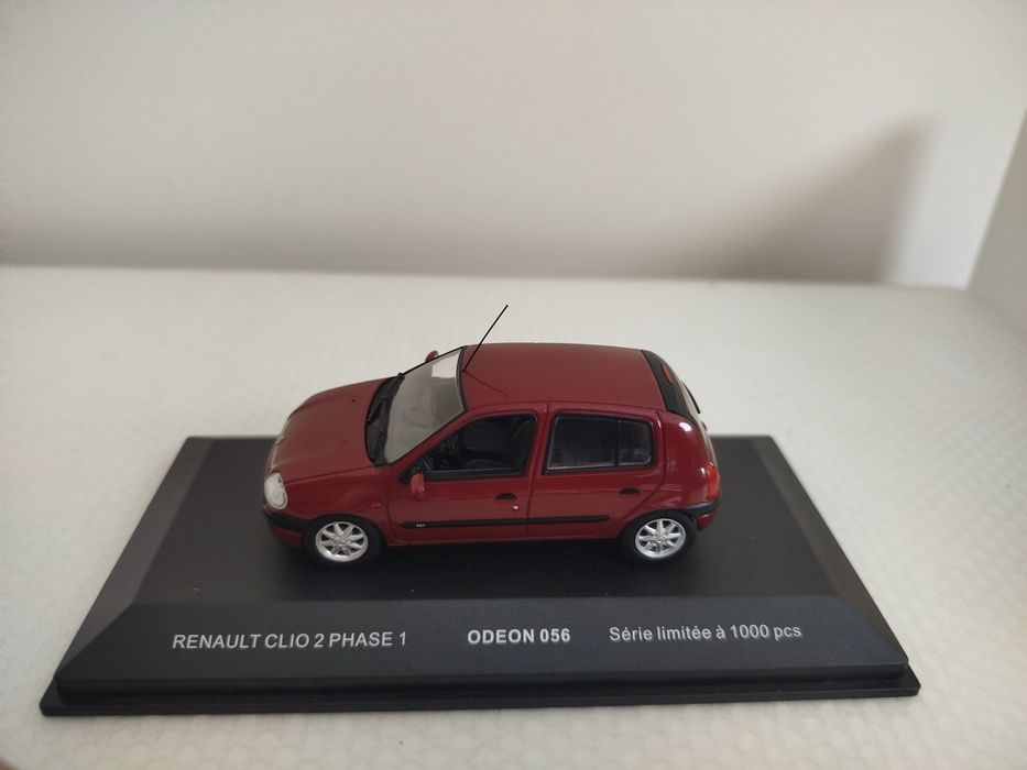 Miniatura Renault Clio II Edição Limitada 1/43 Nova