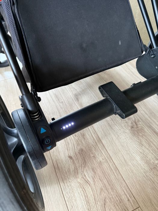 Cybex e Priam spring blossom light 3w1