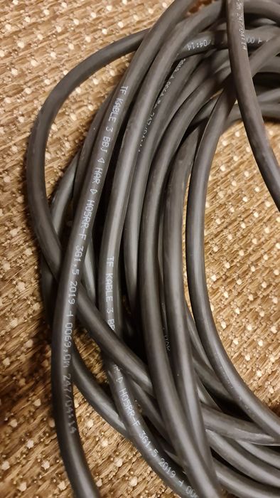 Przedłużacz, kabel 3x 1,5mm