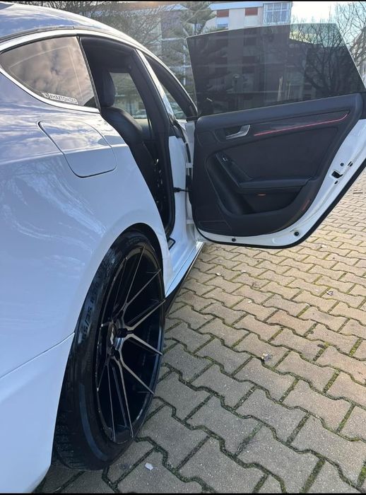 AUDI A5 2.0 TDI 177CV  Impecável