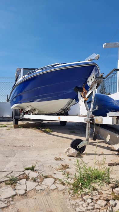 Embarcação de Recreio Campion allante 160