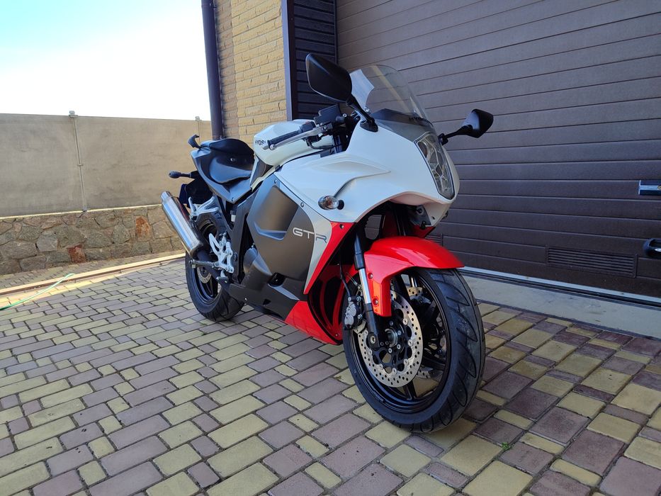 Hyosung GT250R 2013