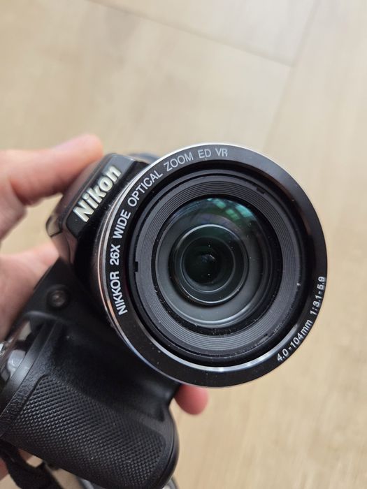 Kompaktowy aparat fotograficzny Nikon L810