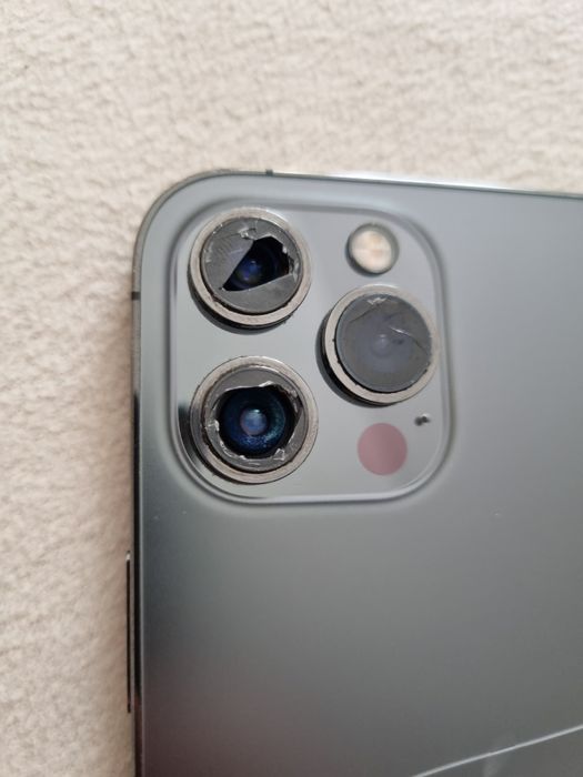 iPhone 12 pro max - заблокований (iCloud))