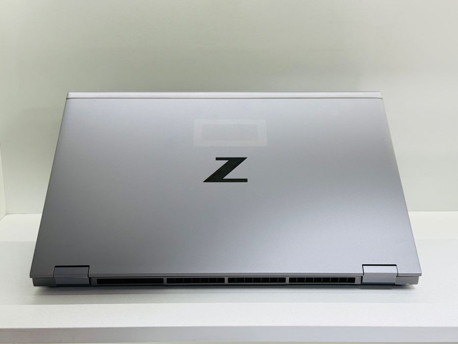 Інженерний HP ZBook Fury 17.3" G7 | NVIDIA 4Gb | i7-10850H | 16Gb RAM 512Gb SSD