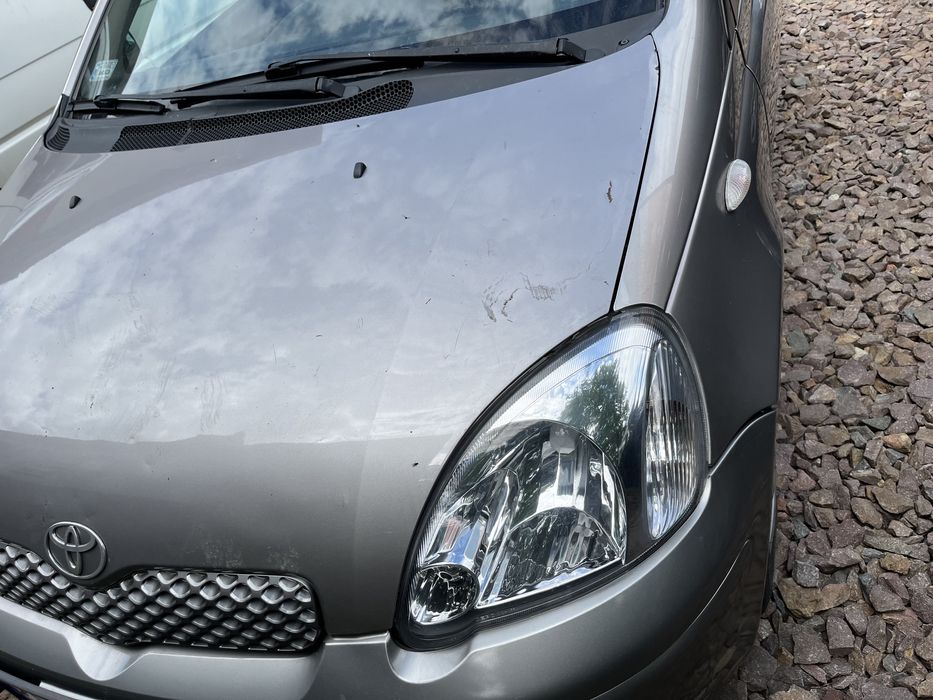 Toyota Yaris Lift 1.3 podsufitka,belka tył,oś,przepustnica, zwrotnice