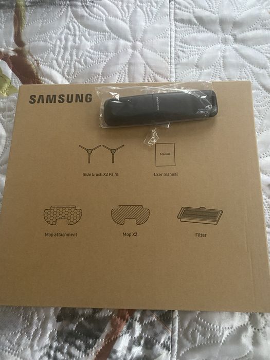 Поодается моющий робот пылесос  в упаковке состояние отличное.