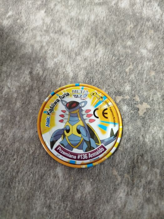 Pokemon metal tazo