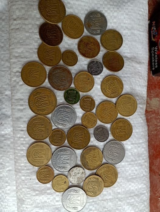 Продам монети 124568