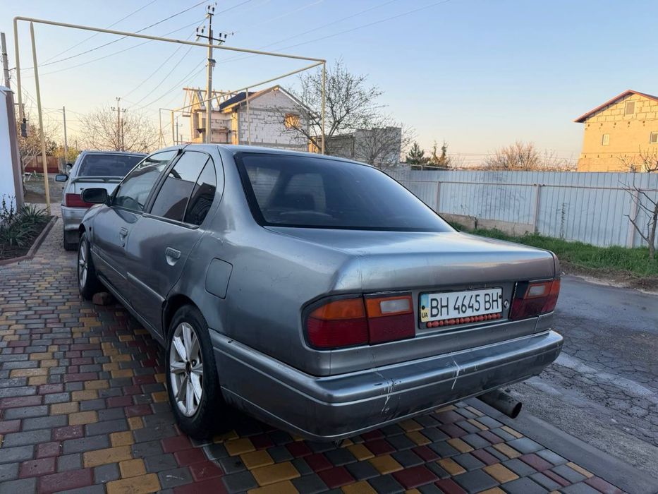 Nissan Primera срочно