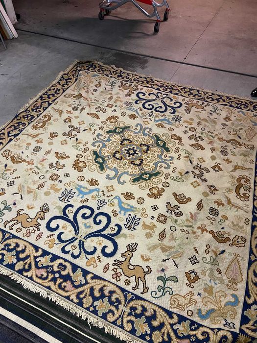 Tapete de Arraiolos grande Genuíno