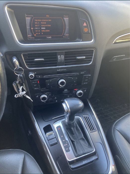 Audi q5 автомоміль