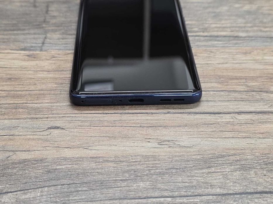 Motorola Edge 60 5G 8/256GB stan bdb gwarancja
