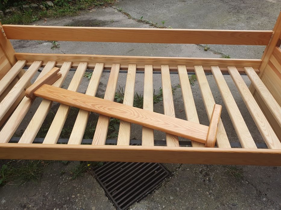 łóżko drewniane 80x180