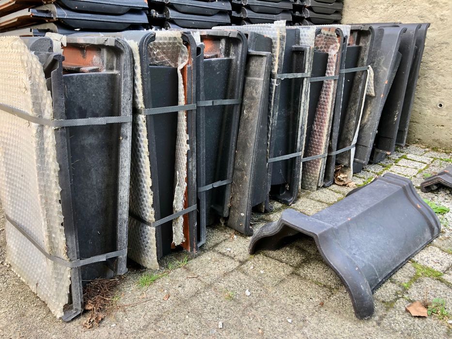 Dachówka ceramiczna ciemny brąz
