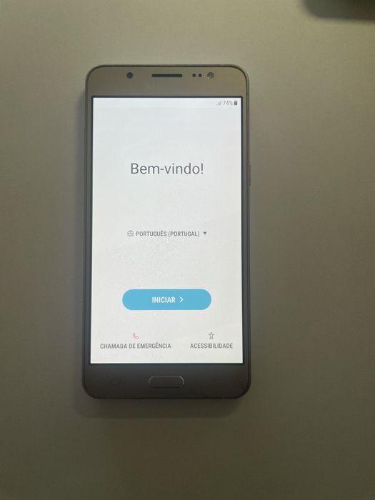 Samsung Galaxy J5 (2016) Dourado Dual SIM + Carregador Original + Capa TPU. Com Operador Desbloqueado.