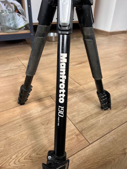 Statyw Manfrotto 190 z głowicą kulową