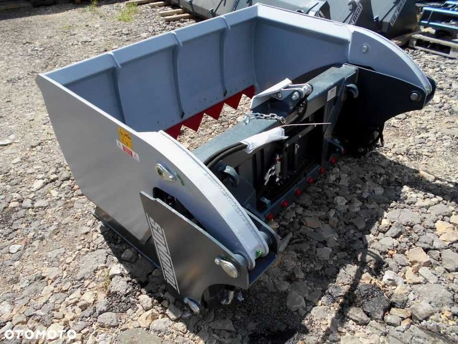 Wybierak szczękowy do kiszonki ! Wycinak COMBI 3w1 Sonarol !