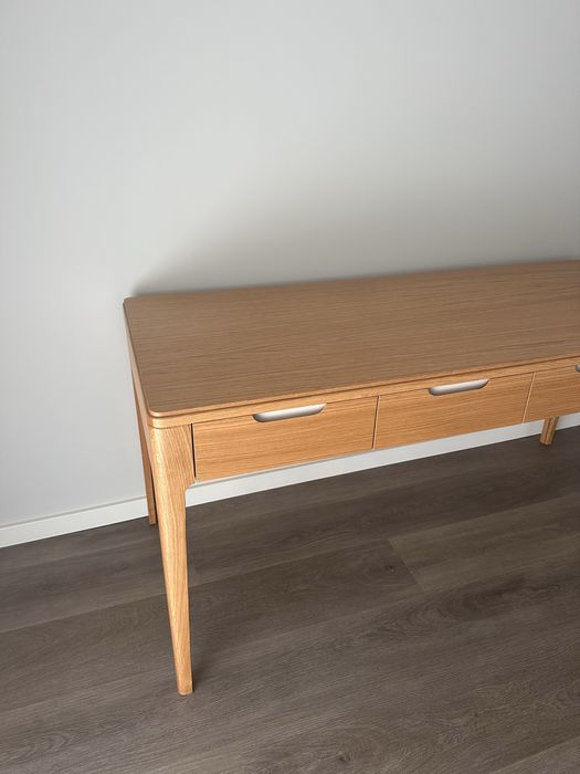 Aparador / Consola de madeira maciça, estilo moderno