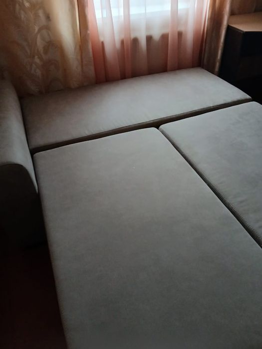 Терміново продам диван