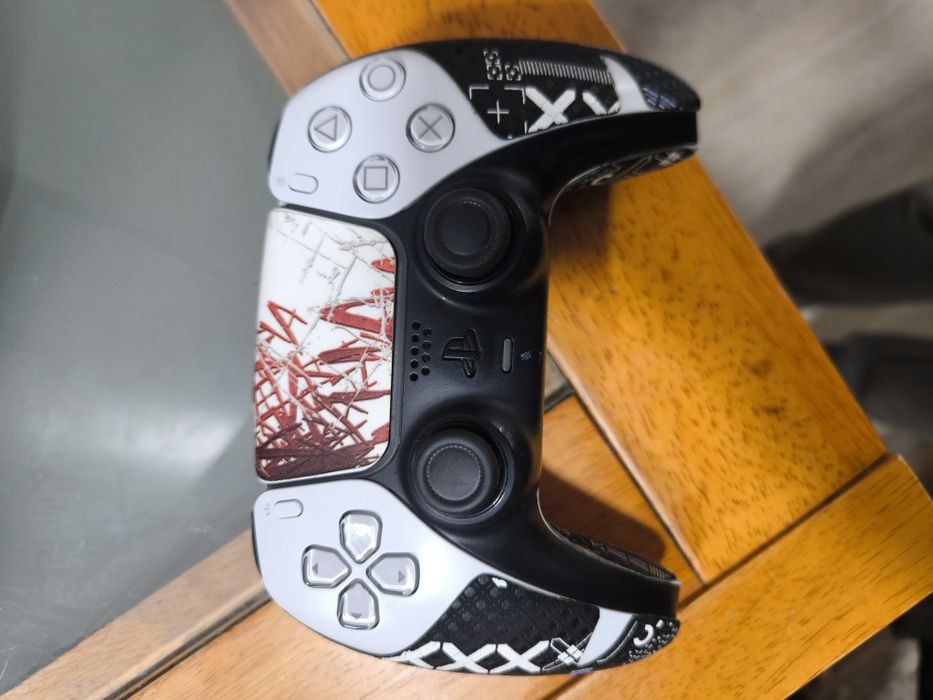PlayStation 5 825gb